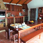 Casa Branca Do Moinho Hébergement de vacances *